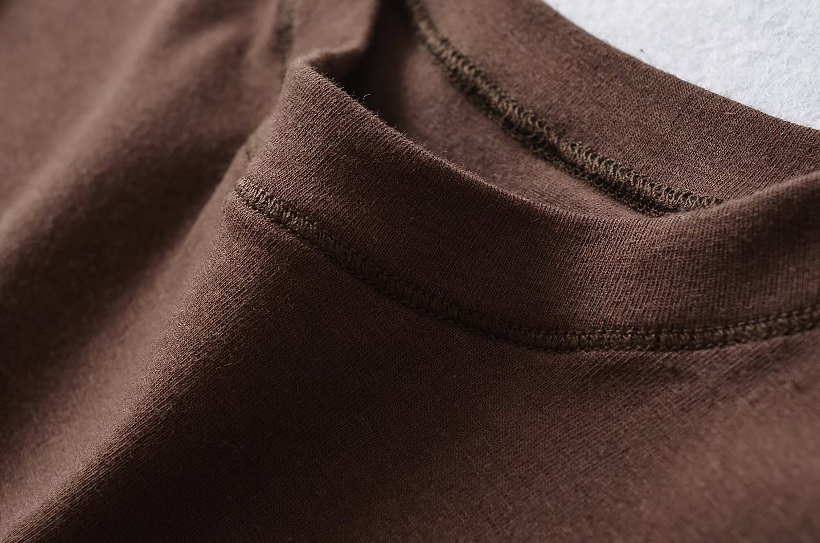 MY EVERYDAY BASIC SHORT SLEEVE TOP - DARK BROWN