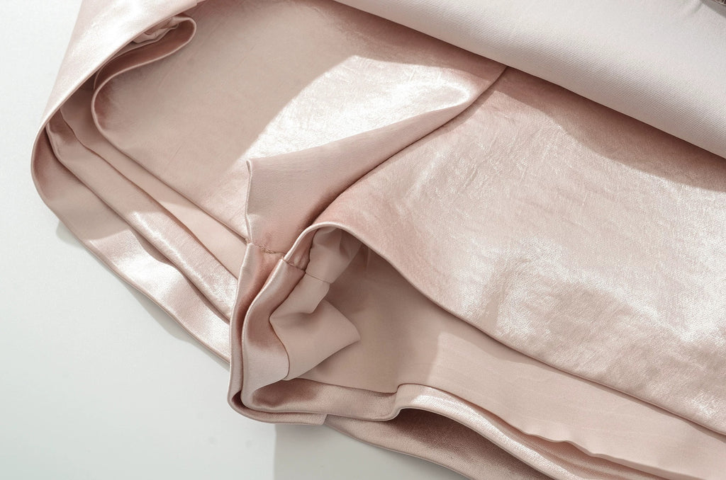 LORA SATIN LOW RISE MINI SKIRT - PINK