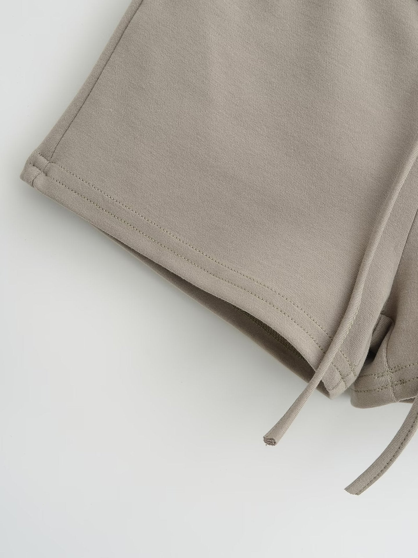 EUPHORIA SHORT - KHAKI